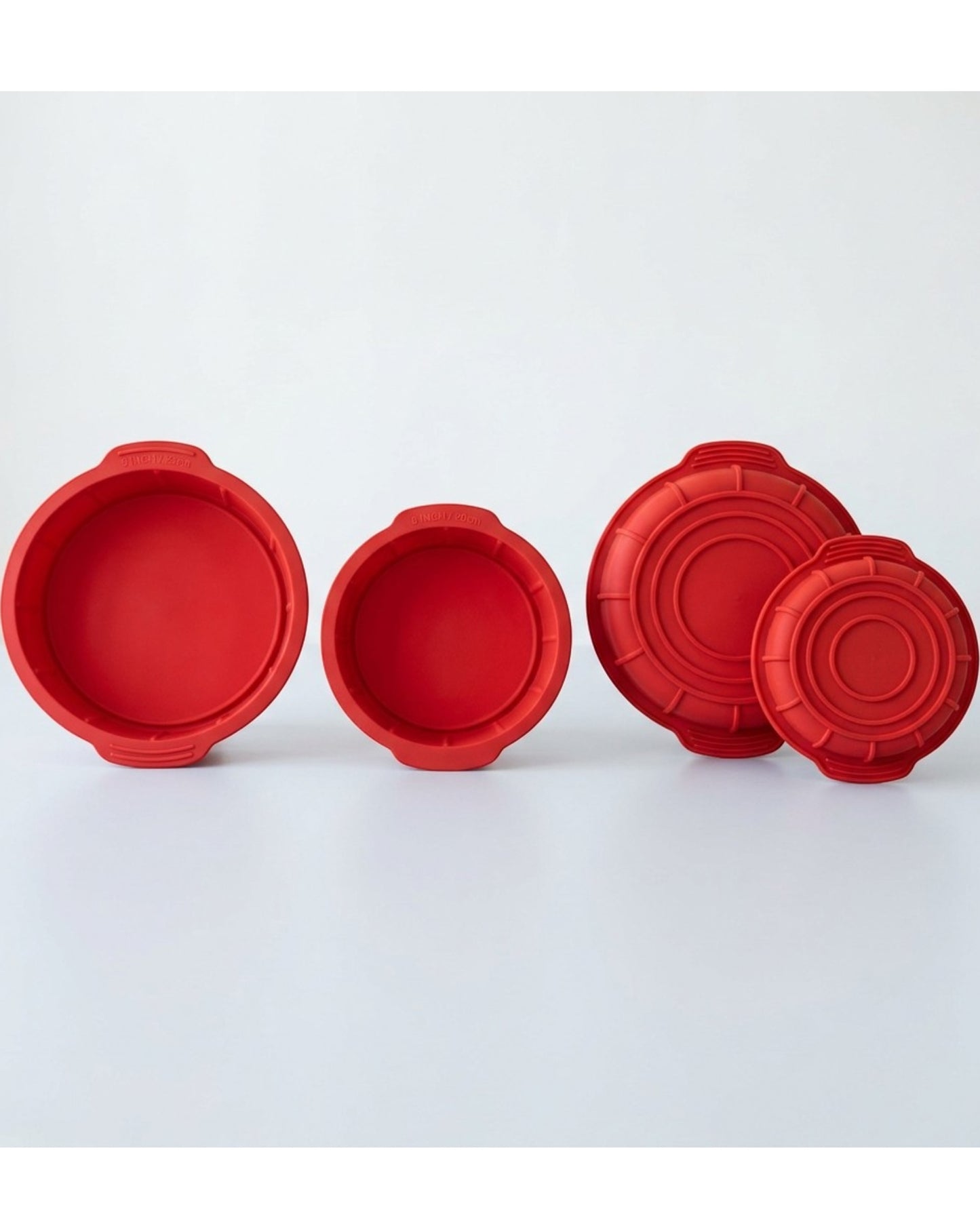 Yukavy Round Silicone Cake Mold Set 8 and 9 in Red