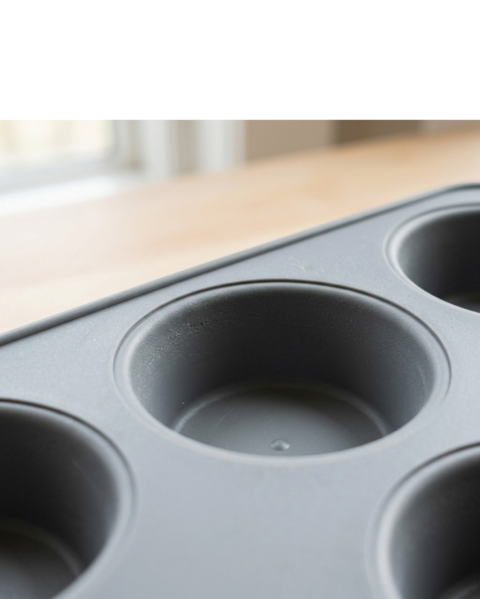 Yukavy Silicone Muffin Baking Mold 12-Cup Gray