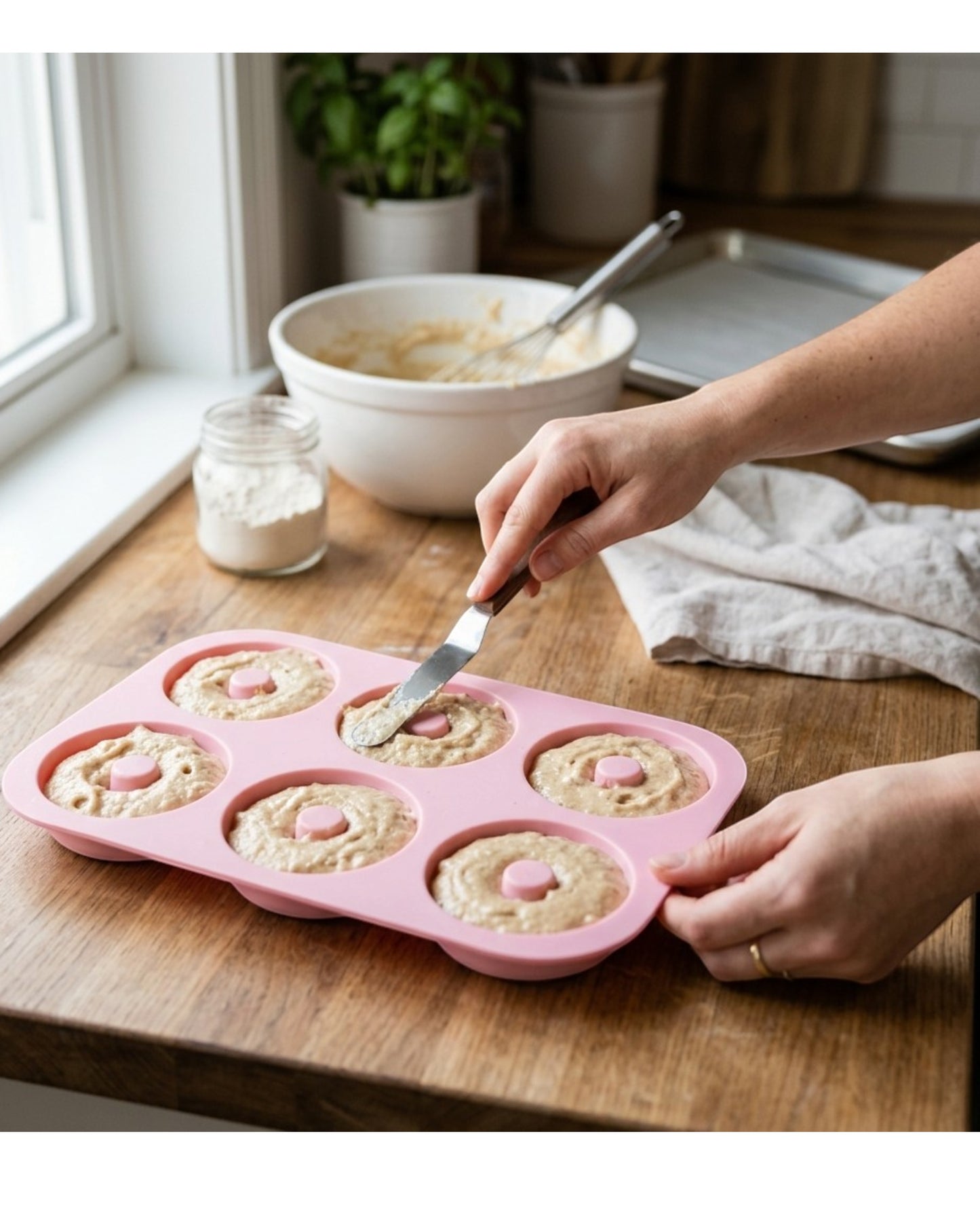 Yukavy Silicone Donut Baking Mold 6-Cavity Pink